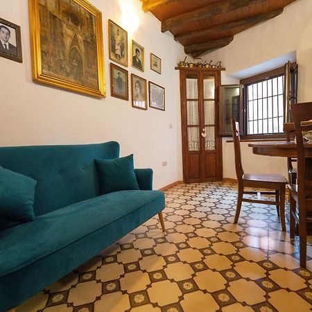 Historic House In The City Center Sevilla Dış mekan fotoğraf